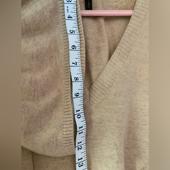 🔥BCBG Maxazria ruffle bell sleeve oversized sweater - Picture 14 of 16